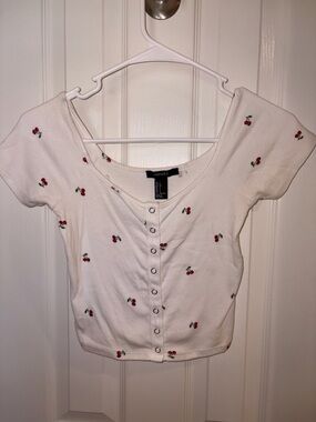 Forever 21 White Cherry-Print Button Front Crop Top